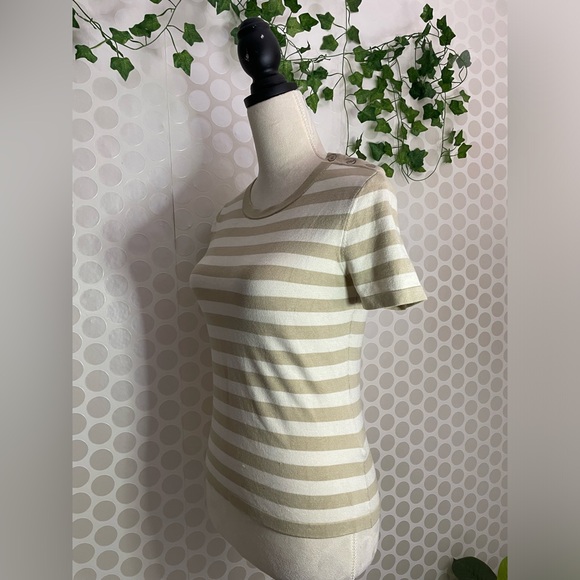 Josephine Chaus Petite short sleeve knit top with one shoulder buttons size P - Picture 7 of 15